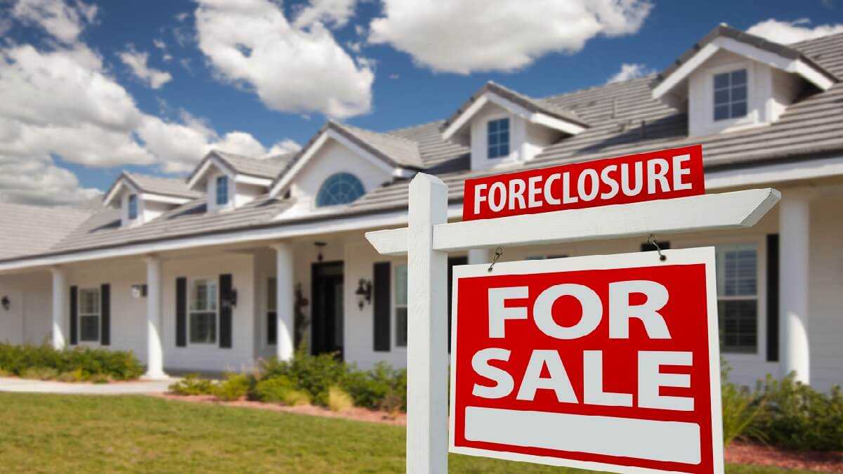 should i buy a foreclosure for my first home